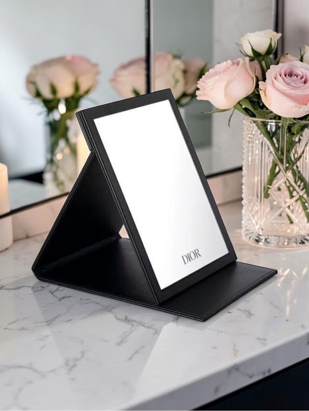 🎡🎡🎡 NIB- Dior Beauty- Black Foldable Faux Leather Mirror